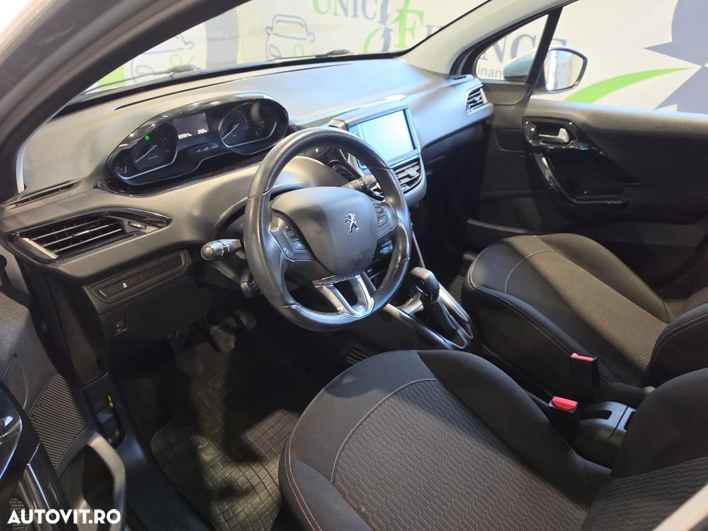 Peugeot 208 1.6 BlueHDi FAP Style - 10