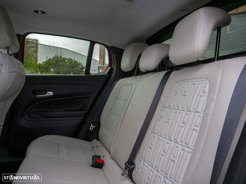 Fiat 600e 54 kWh La Prima - 29