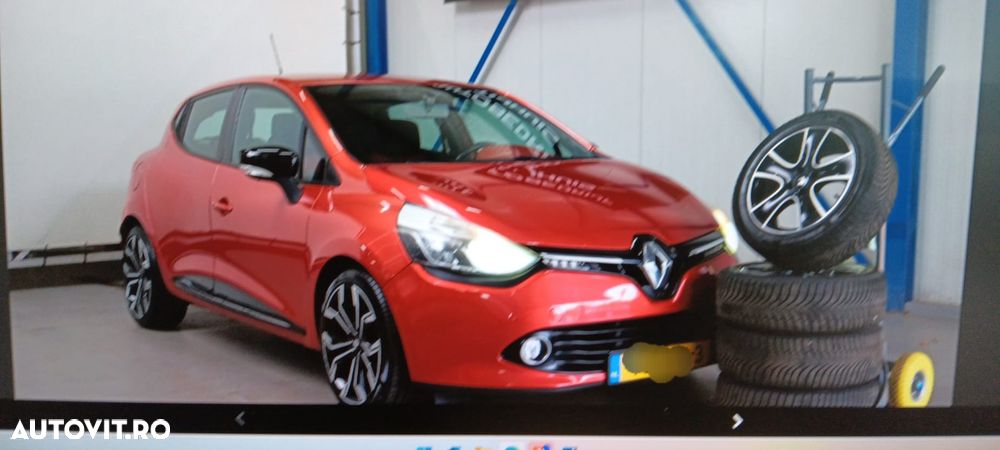 RENAULT Clio 2012