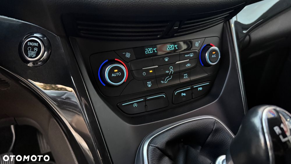 Ford Kuga - 29