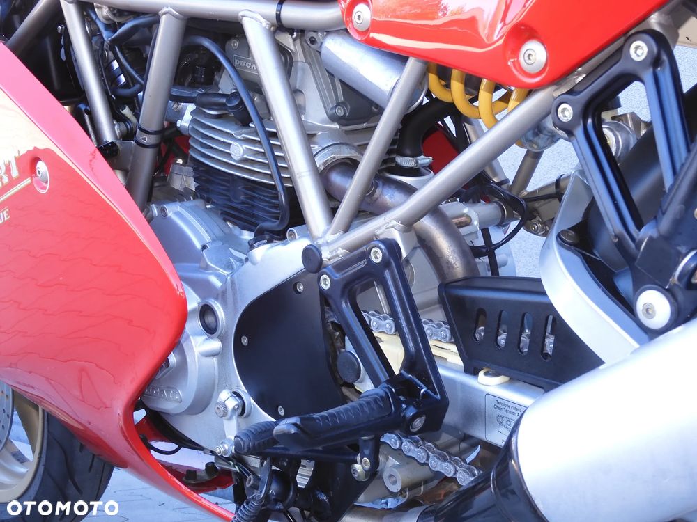 Ducati 750 - 34