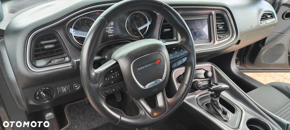 Dodge Challenger ver-automatik-sxt-plus - 33