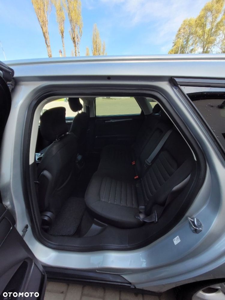 Ford Mondeo 2.0 TDCi Ambiente - 15