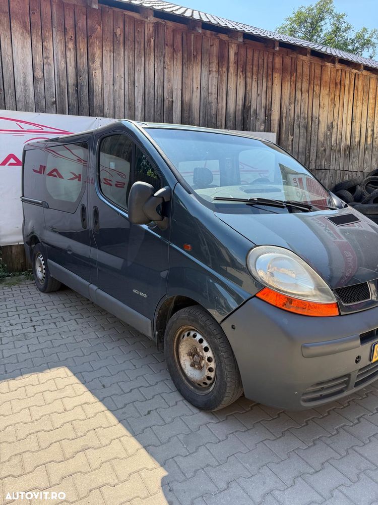 Renault Trafic - 10