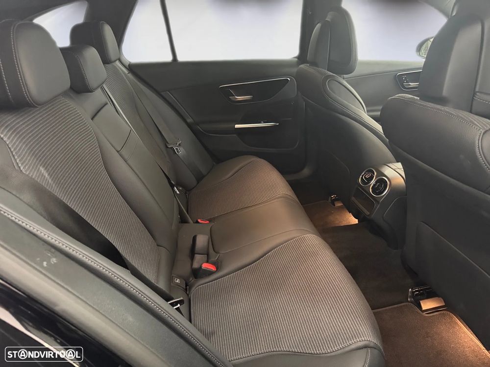Mercedes-Benz C 300 e Avantgarde - 13