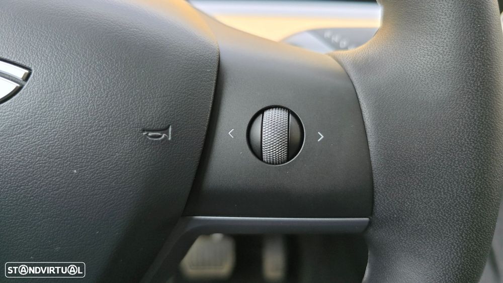 Tesla Model Y Long Range Tração Integral - 15