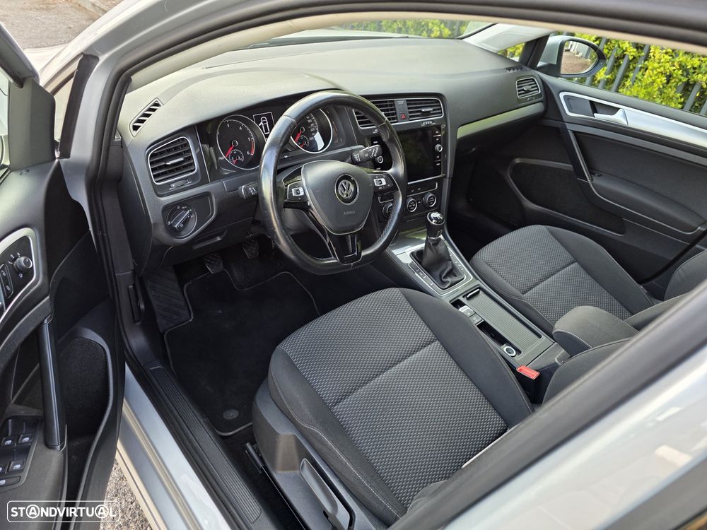 VW Golf Variant 1.6 TDi SCR Comfortline - 11