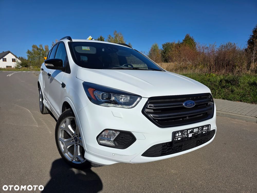 Ford Kuga 2.0 TDCi 4x4 ST-Line - 32