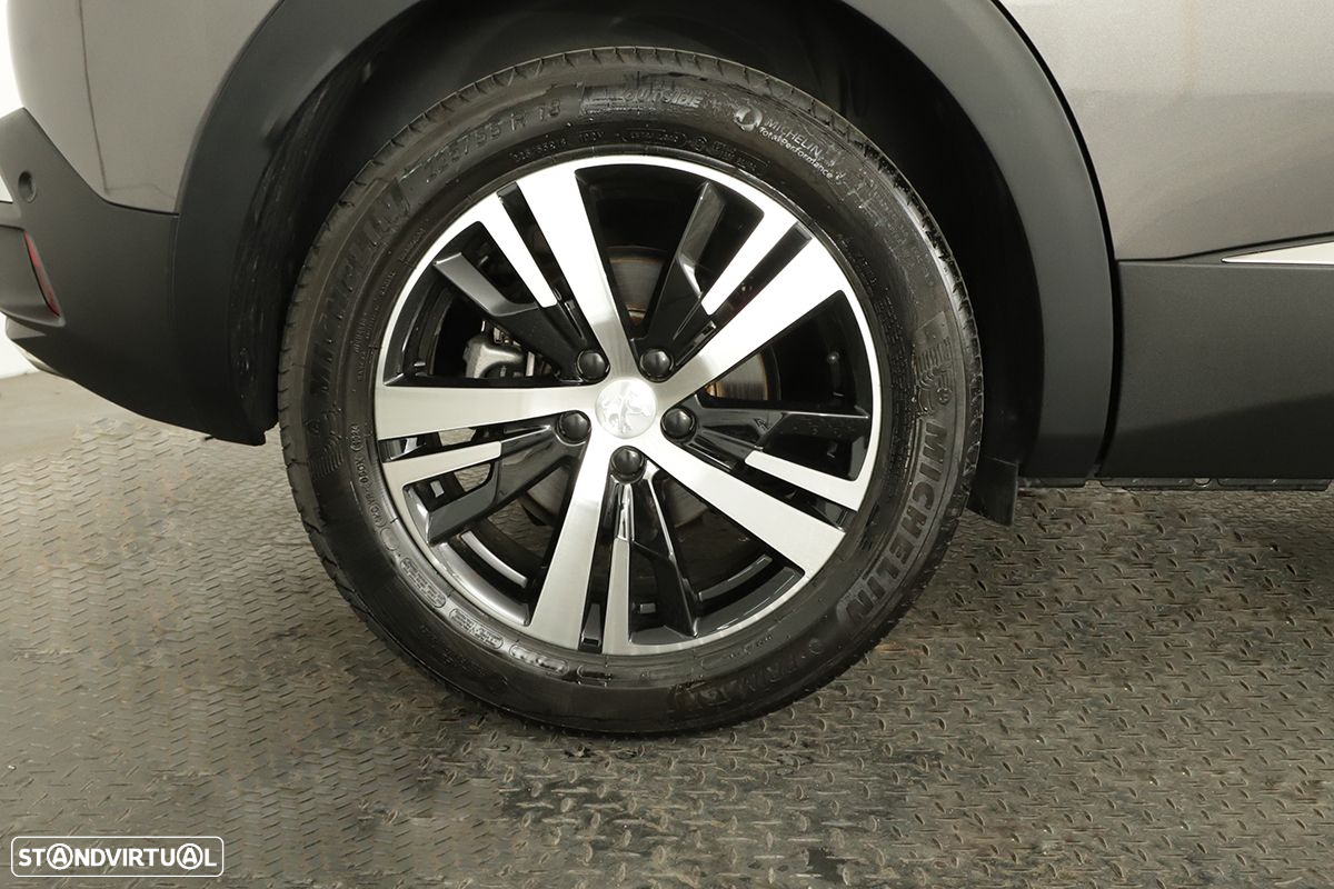Peugeot 3008 1.2 PureTech GT EAT8 - 5
