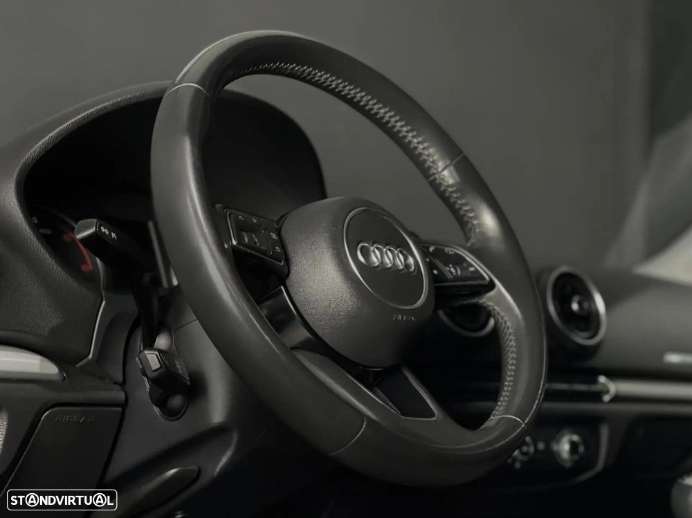 Audi A3 Sportback 1.6 TDI Design - 6