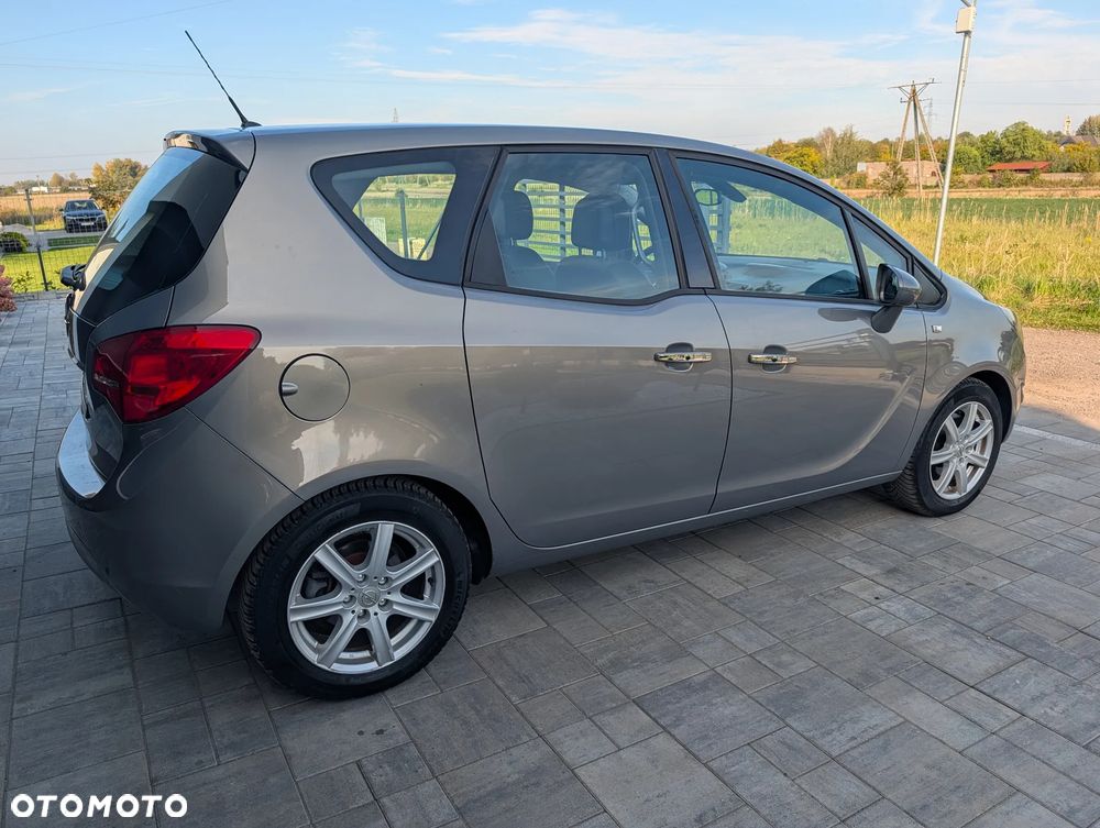 Opel Meriva 1.4 T Cosmo - 4