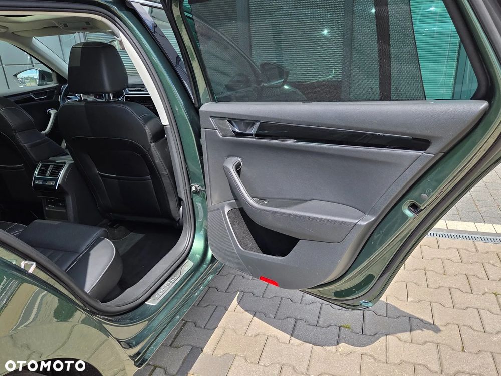 Skoda Superb 2.0 TDI SCR L&K DSG - 26