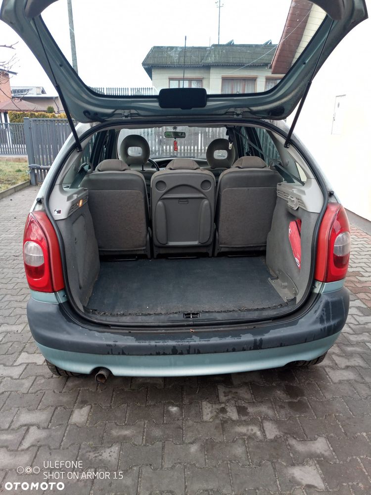 Citroën Xsara Picasso - 10