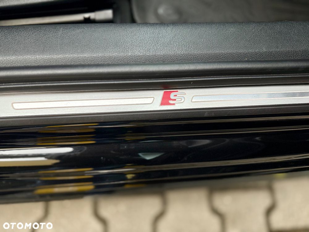 Audi A4 Avant 35 TDI S tronic S line - 25