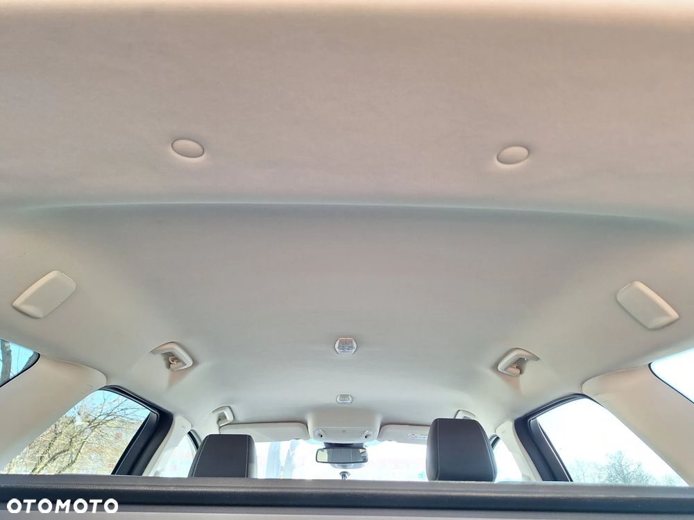 Ford Focus 1.0 EcoBoost Titanium - 24