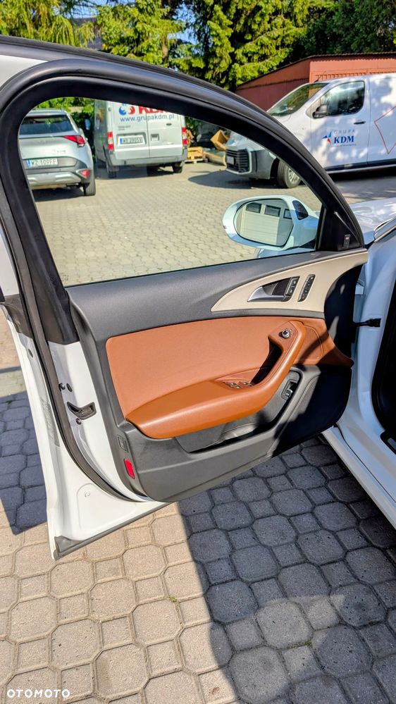 Audi A6 Avant 2.0 TDI Ultra S tronic - 13