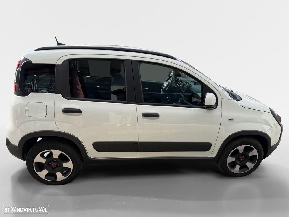 Fiat Panda 1.0 Hybrid City Cross — fotografia 6