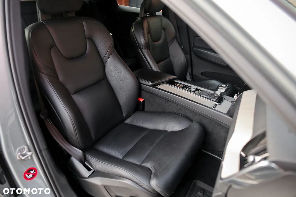 Volvo XC 60 D4 AWD Geartronic Inscription - 25