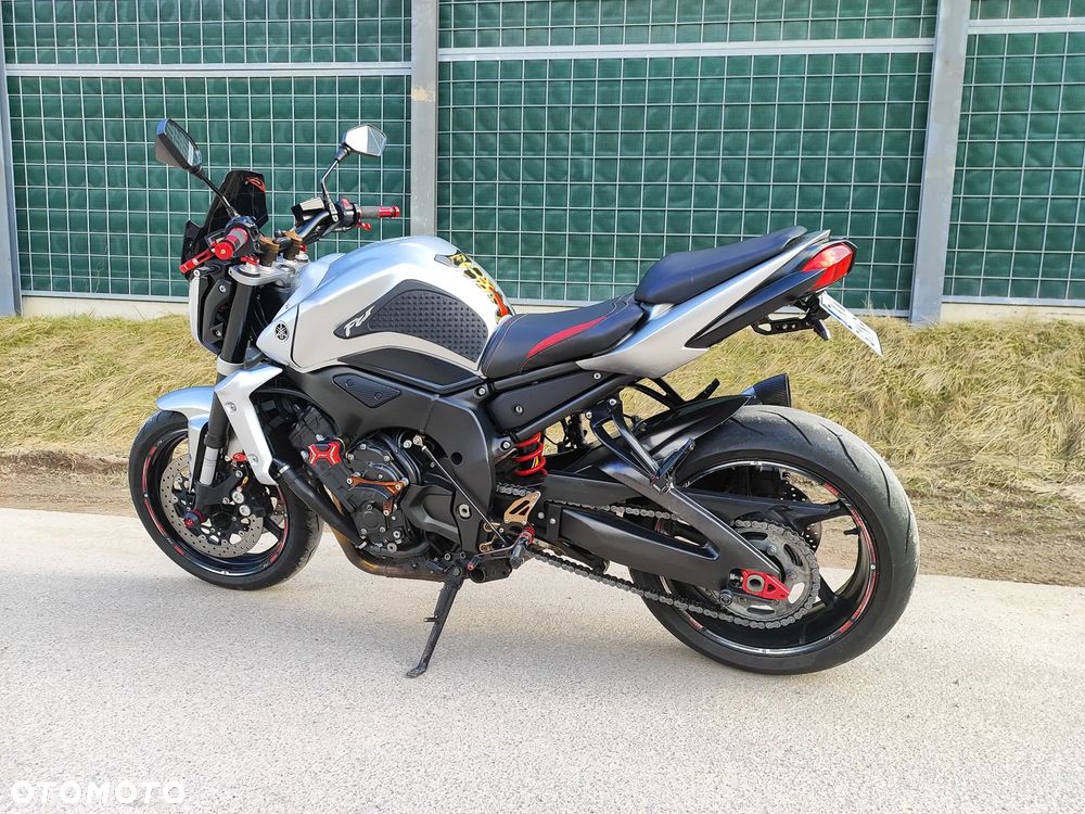 Yamaha FZ - 9