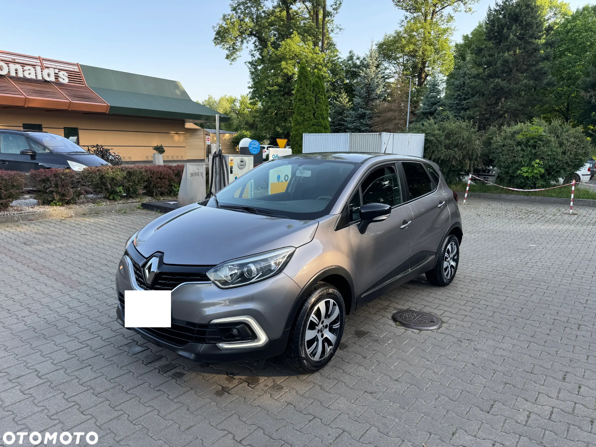 Renault Captur 0.9 Energy TCe Life EU6 - 9