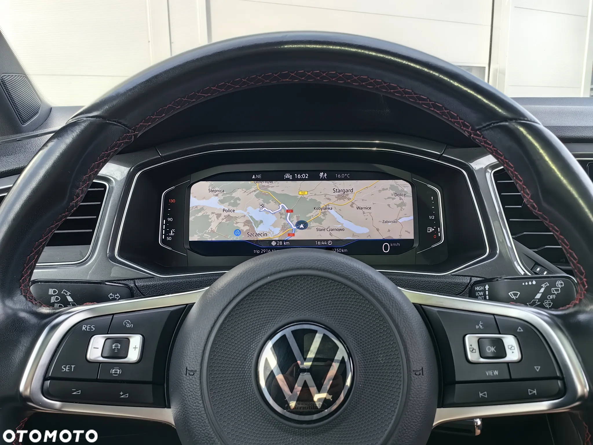 Volkswagen T-Roc 1.5 TSI ACT Premium - 8