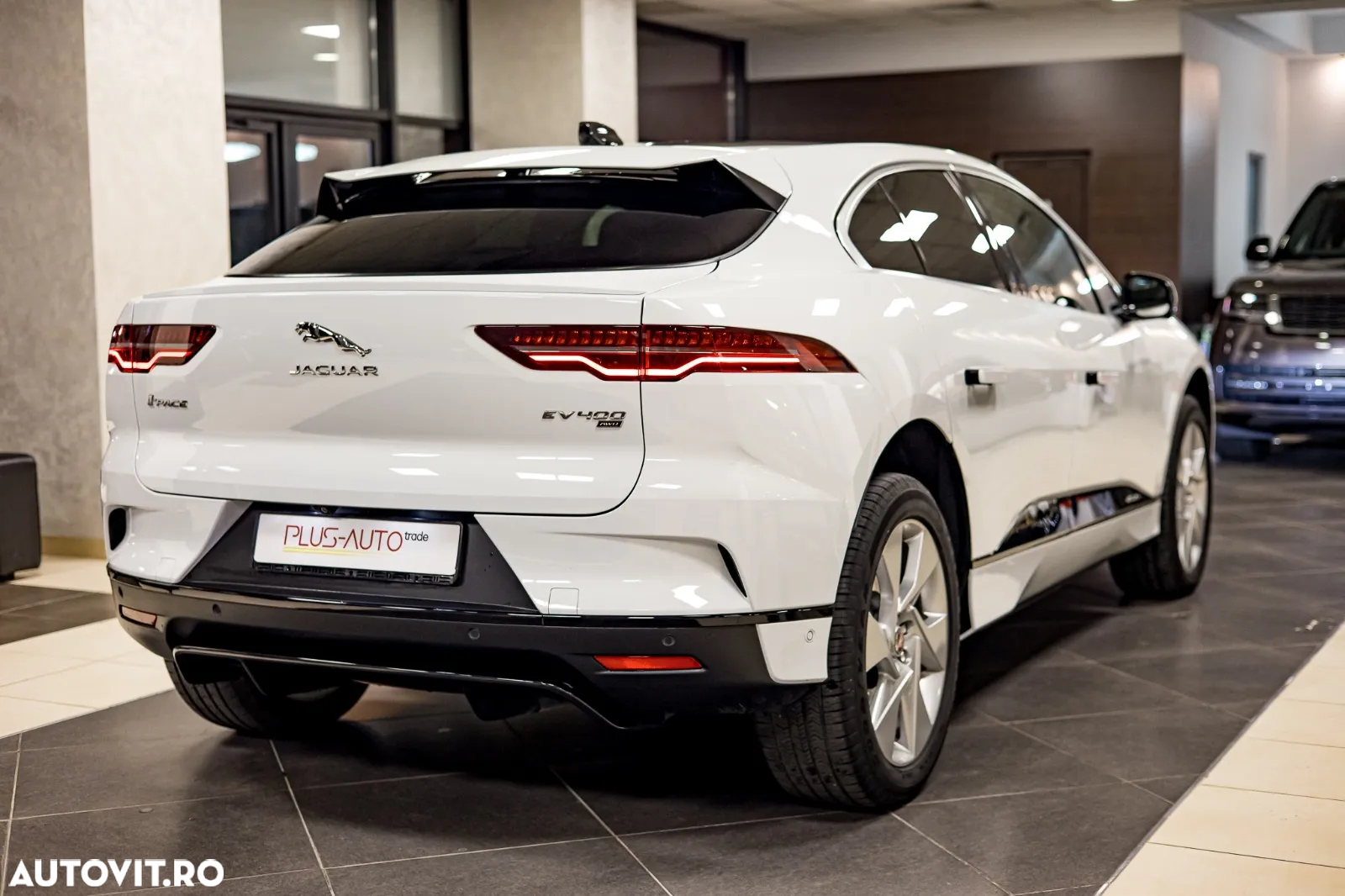 Jaguar I-Pace HSE - 8