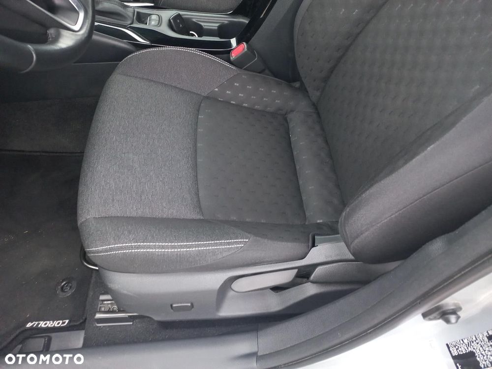 Toyota Corolla 1.8 Hybrid Comfort - 9