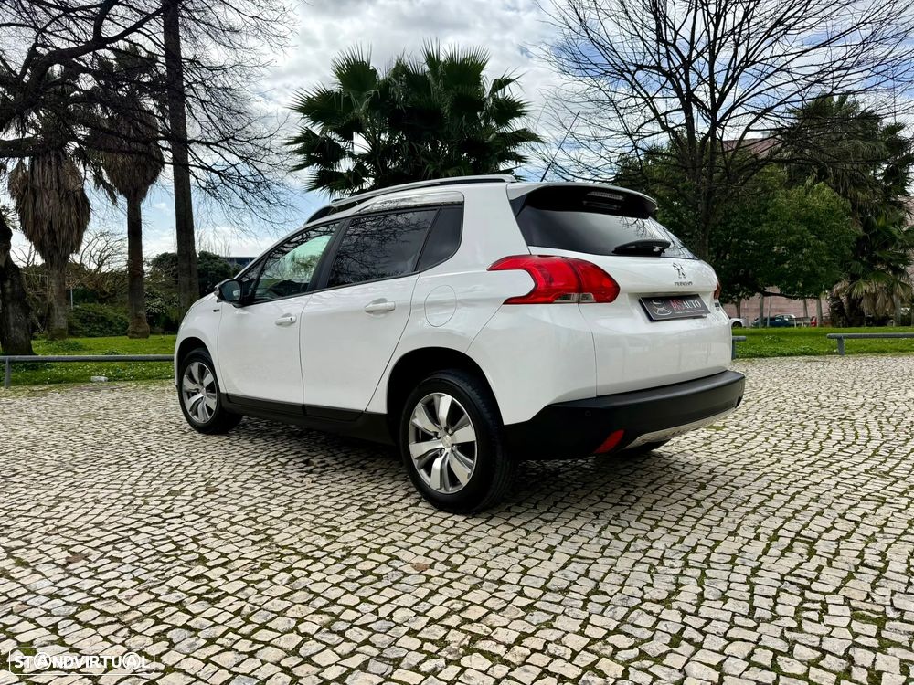 Peugeot 2008 e-HDi FAP 92 STOP & START Style - 16