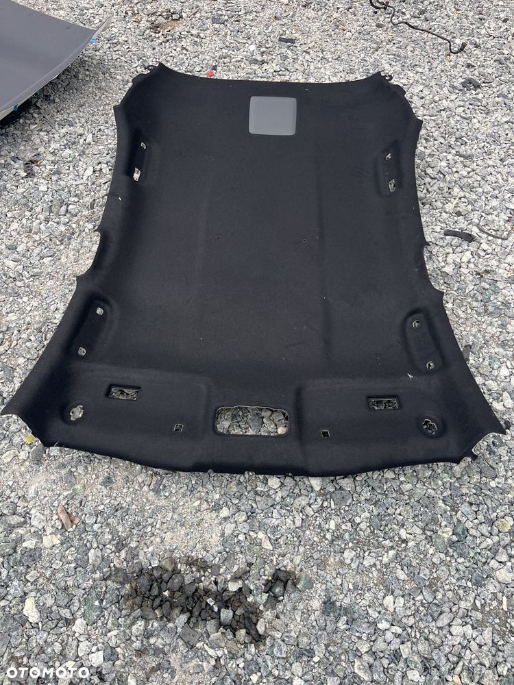 Podsufitka sufit czarny Toyota Yaris IV - 2