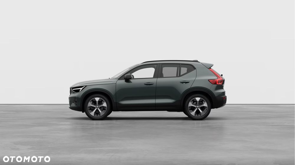 Volvo XC 40 B4 Plus Dark - 2