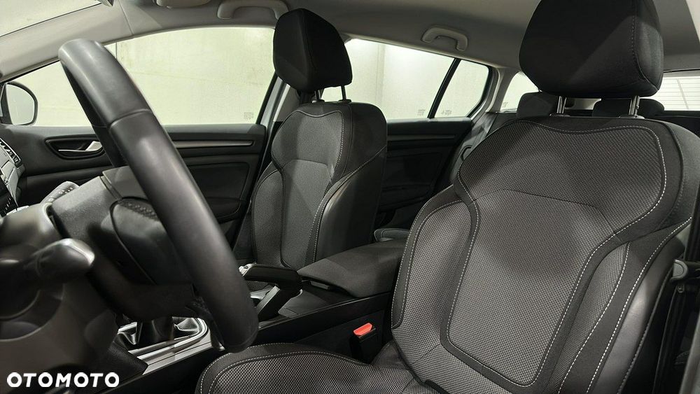 Renault Megane 1.3 TCe FAP Equilibre - 10