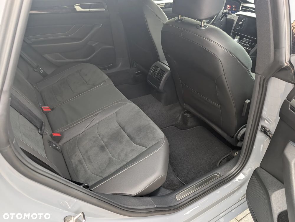 Volkswagen Arteon 2.0 TSI R-Line DSG - 9
