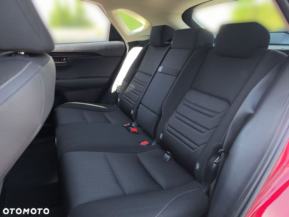 Lexus NX 300h Business Edition AWD - 12