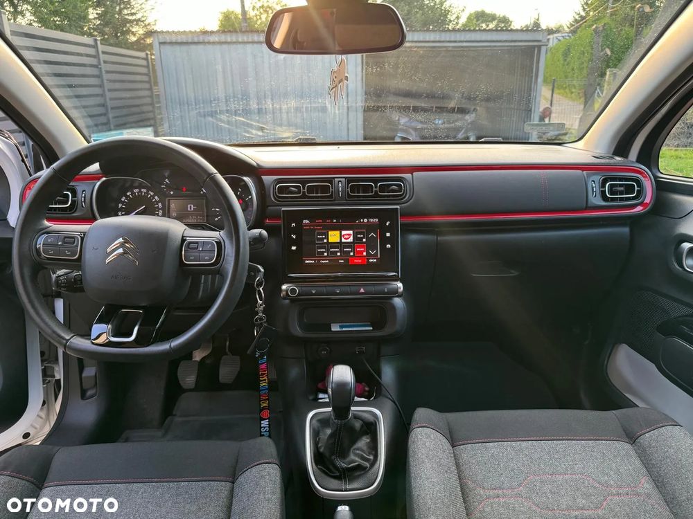 Citroën C3 1.2 PureTech Shine - 16