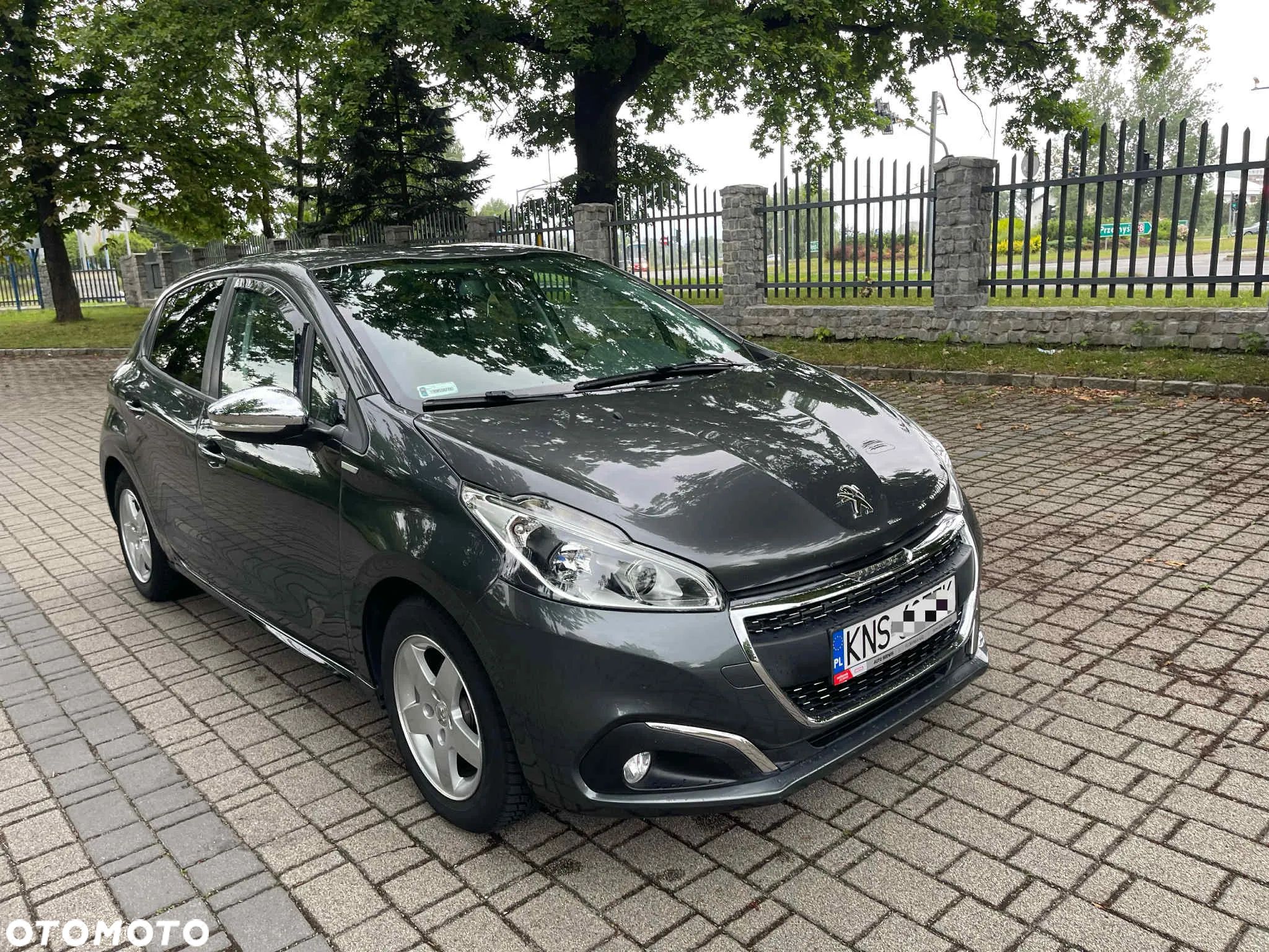 Peugeot 208 1.2 PureTech Allure - 1