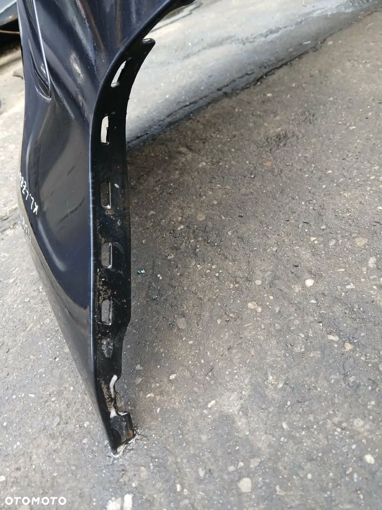 Audi A3 8P Zderzak tylny kod lakieru LŻ8W - 9