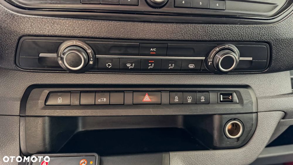 Opel Vivaro 2020  1.5 Serwis ASO Mały Przebieg - 9