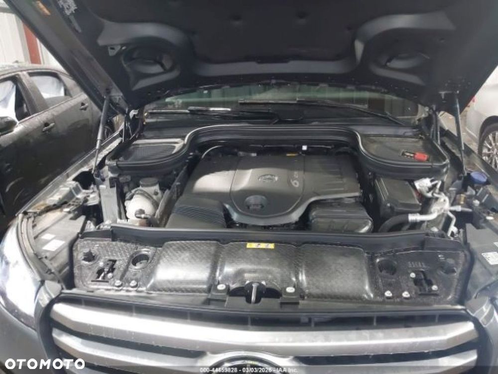 Mercedes-Benz GLS - 9