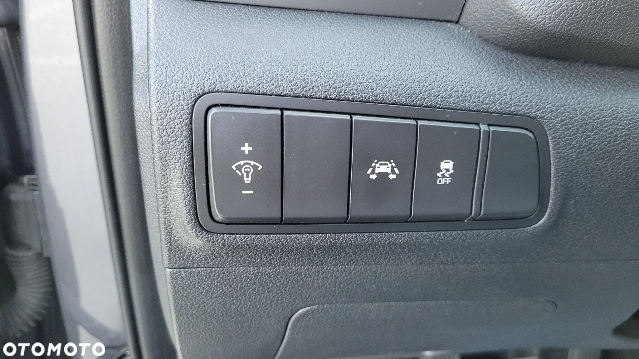 Hyundai Tucson 1.7 CRDI BlueDrive Comfort 2WD - 16