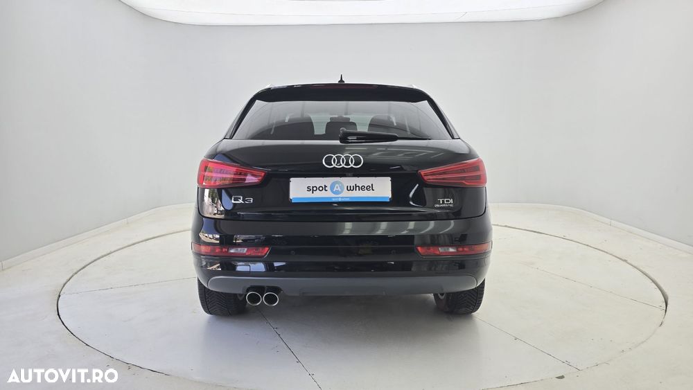 Audi Q3 2.0 TDI Quattro Stronic Design - 7