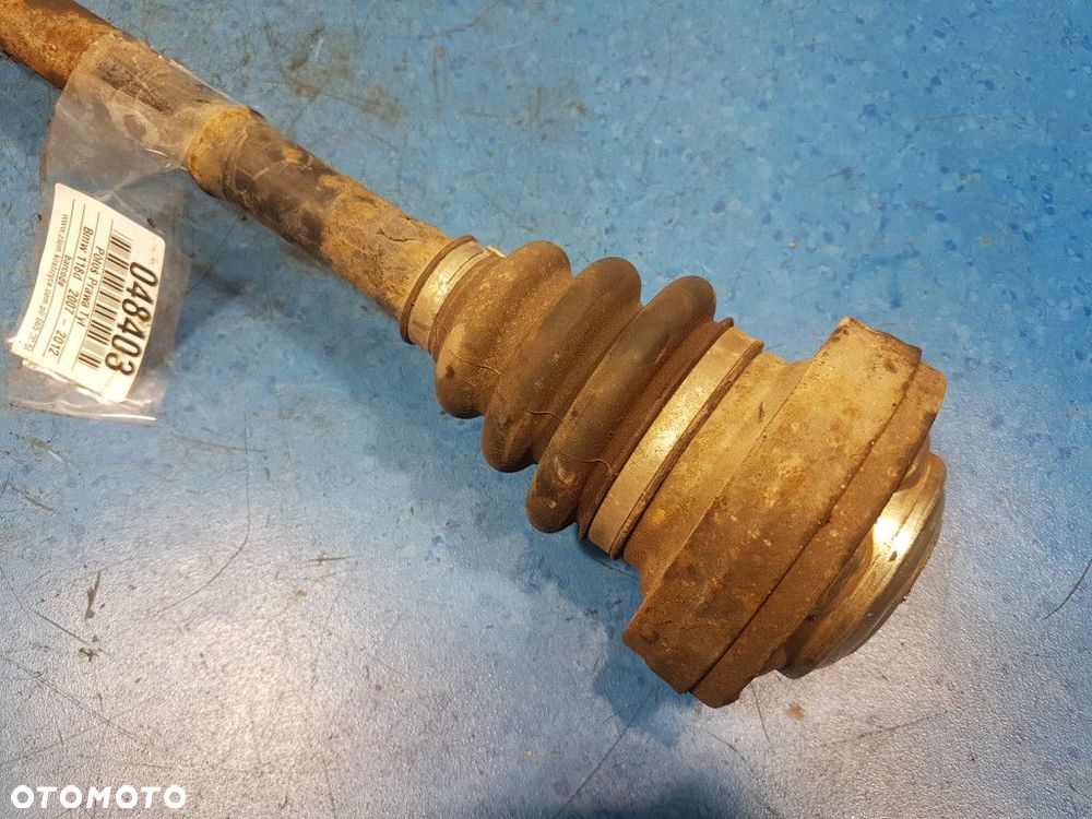 BMW 1 E87 118D PÓŁOŚ PRAWA TYŁ  N47 - 6