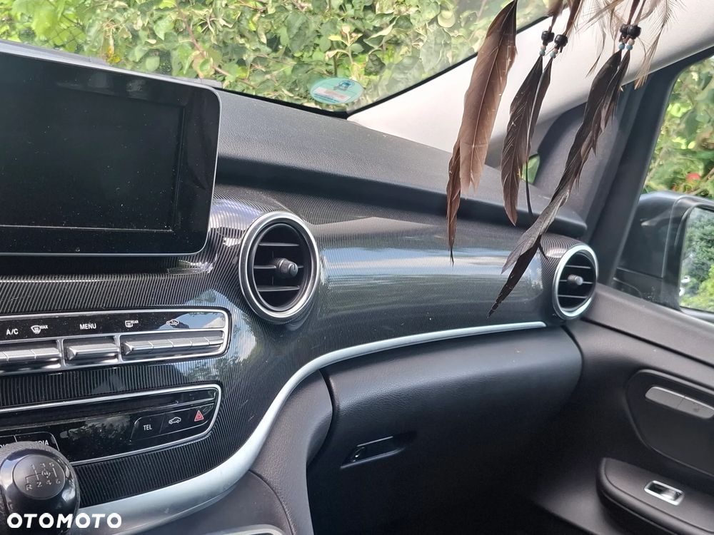 Mercedes-Benz Klasa V 220 CDI - 4