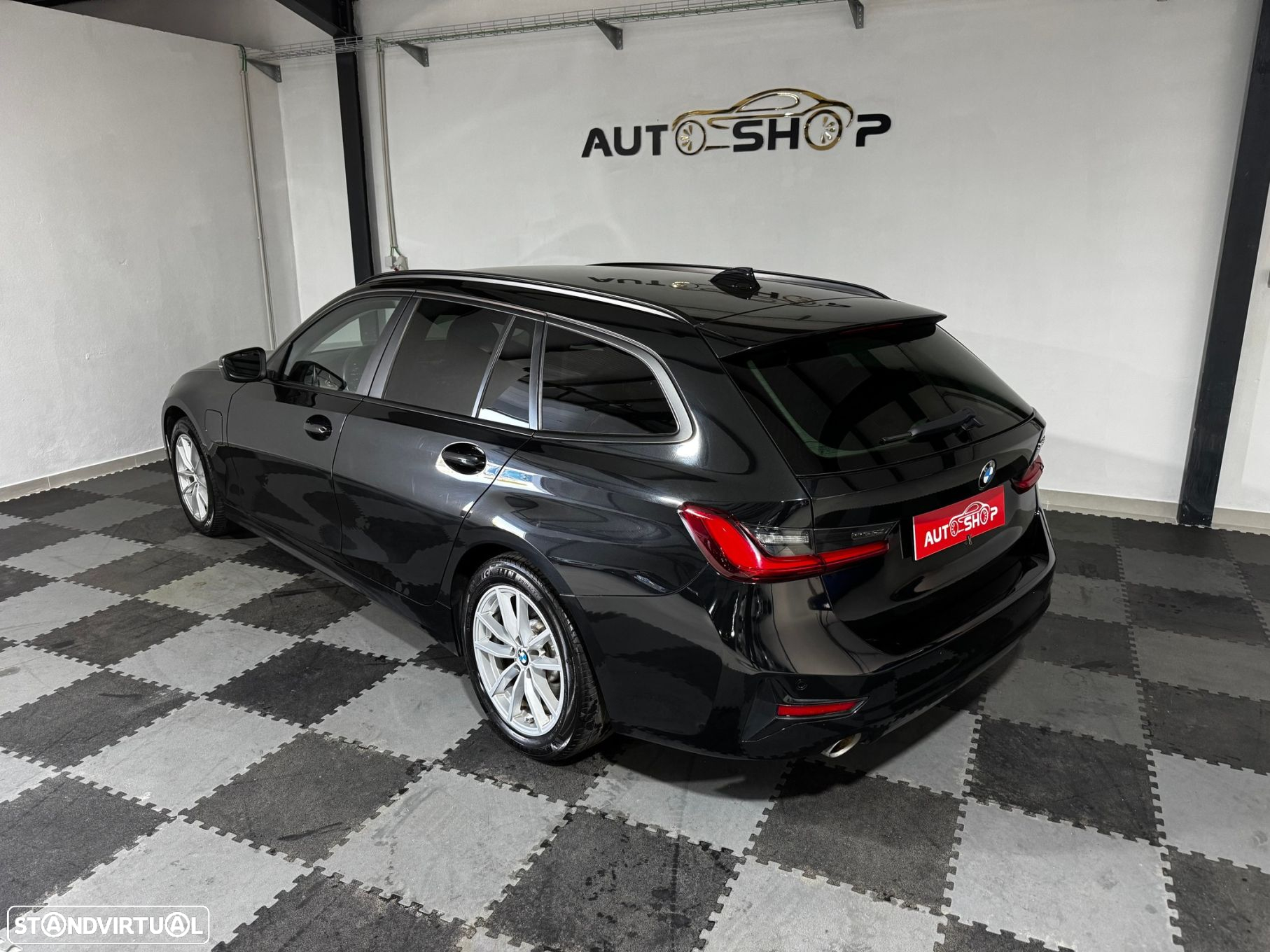 BMW 330 - 17
