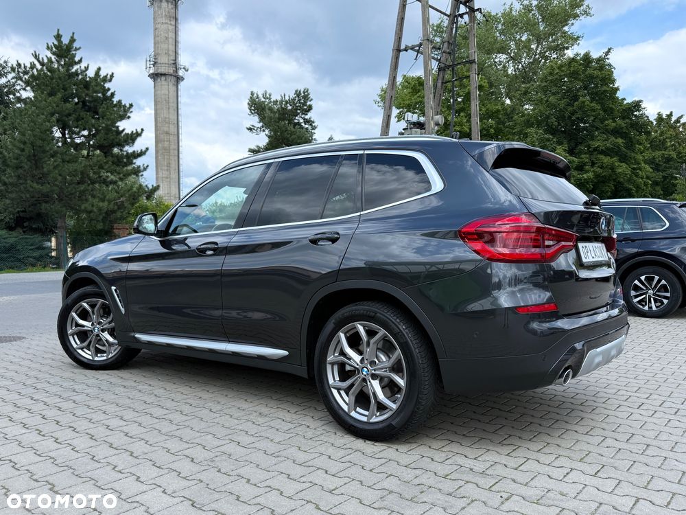 BMW X3 sDrive18d xLine - 7