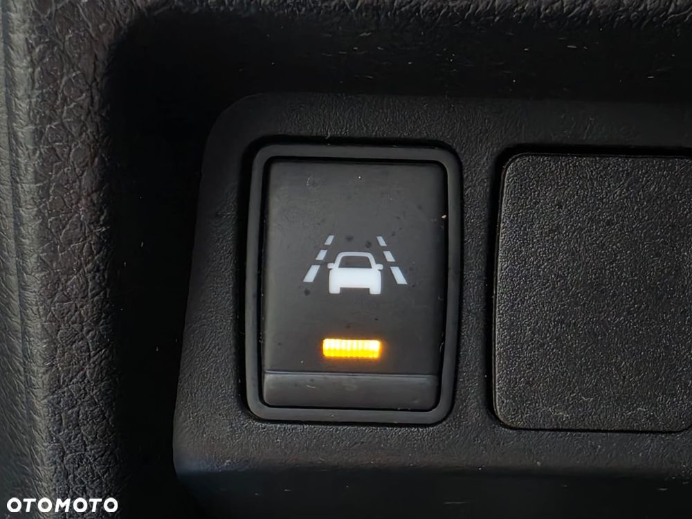 Nissan Qashqai 1.2 DIG-T N-Connecta - 24