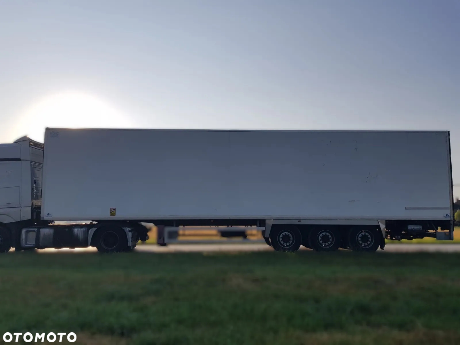 Fruehauf NACZEPA FRUEHAUF Multitemperatura 2015 Doppelstock Winda - 19