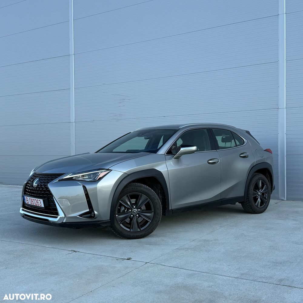 Lexus UX 250h FWD Business - 2
