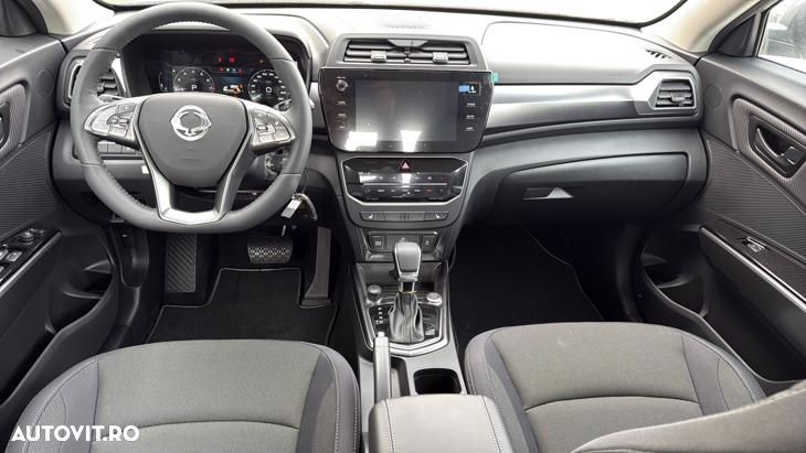 SsangYong Tivoli - 13