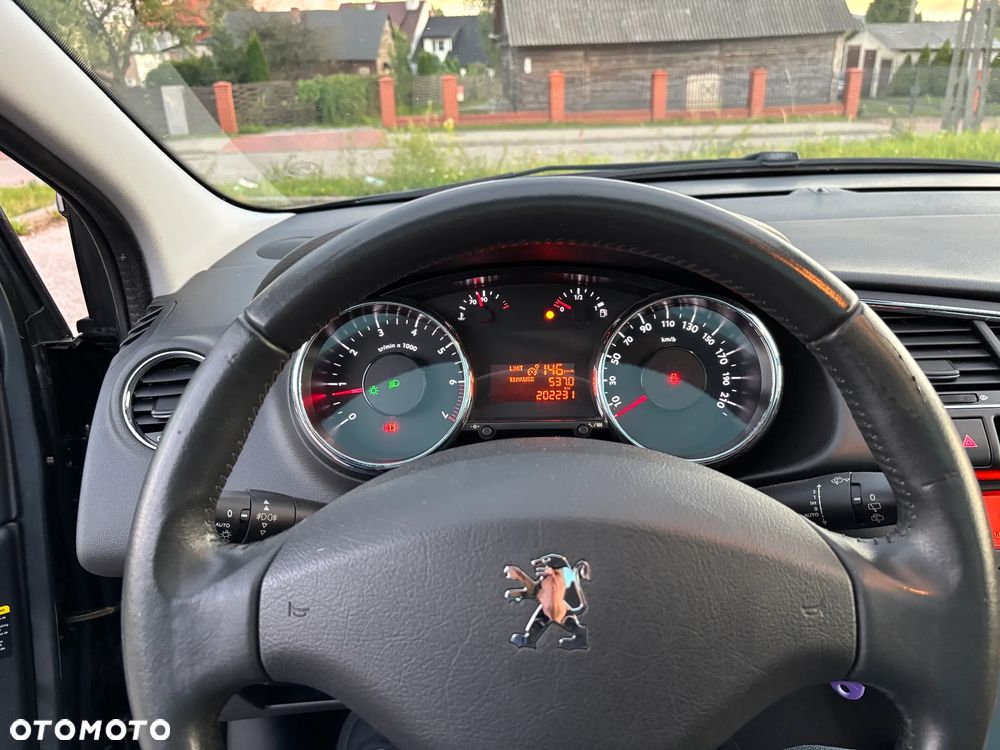 Peugeot 3008 155 THP Premium - 23