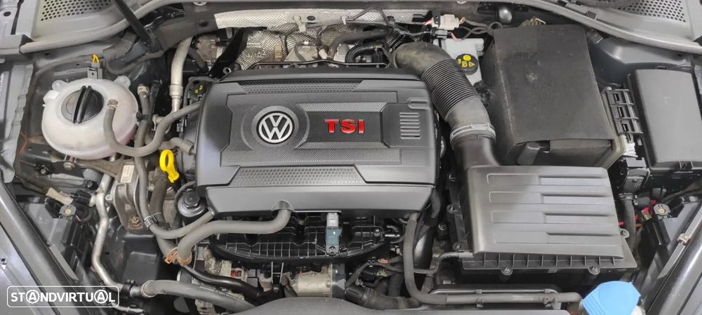 VW Golf - 40